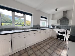 Photo 14- click for photo gallery